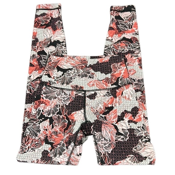 Lululemon Wunder Under Luxtreme High Rise Artisan Spring Lunar New Year Size 2 - Picture 1 of 11